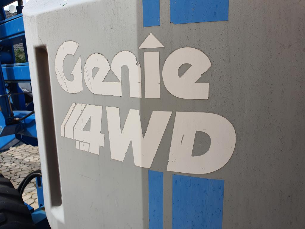 Stroje na malování, sádrokartonové konstrukce a fasádní konstrukce-9