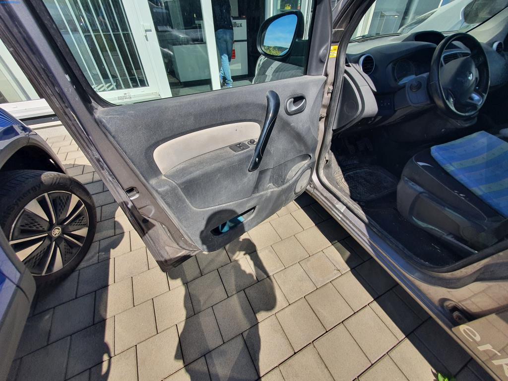 Stroje na malování, sádrokartonové konstrukce a fasádní konstrukce-13