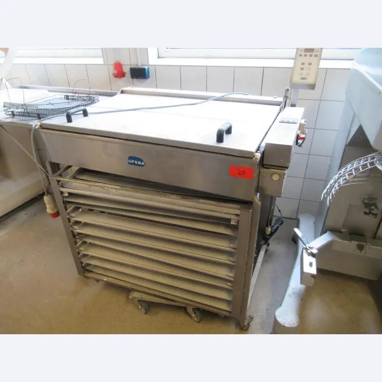 Bäckereiproduktionsmaschinen- und Ausstattung einer Bäckerei-1