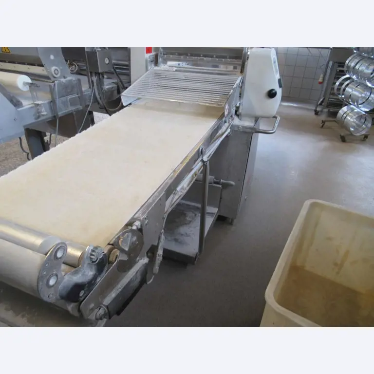 Bäckereiproduktionsmaschinen- und Ausstattung einer Bäckerei-4