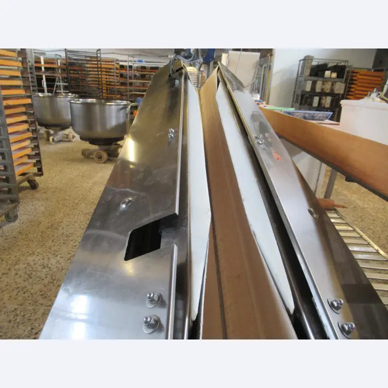 Bäckereiproduktionsmaschinen- und Ausstattung einer Bäckerei-1