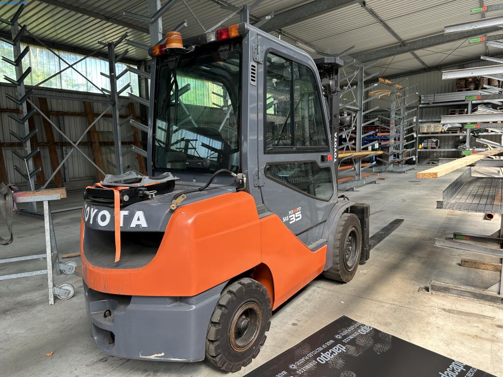 Flurfördergeräte Lagertechnik und Bandsägeautomat-10