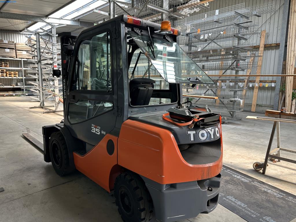 Flurfördergeräte Lagertechnik und Bandsägeautomat-11