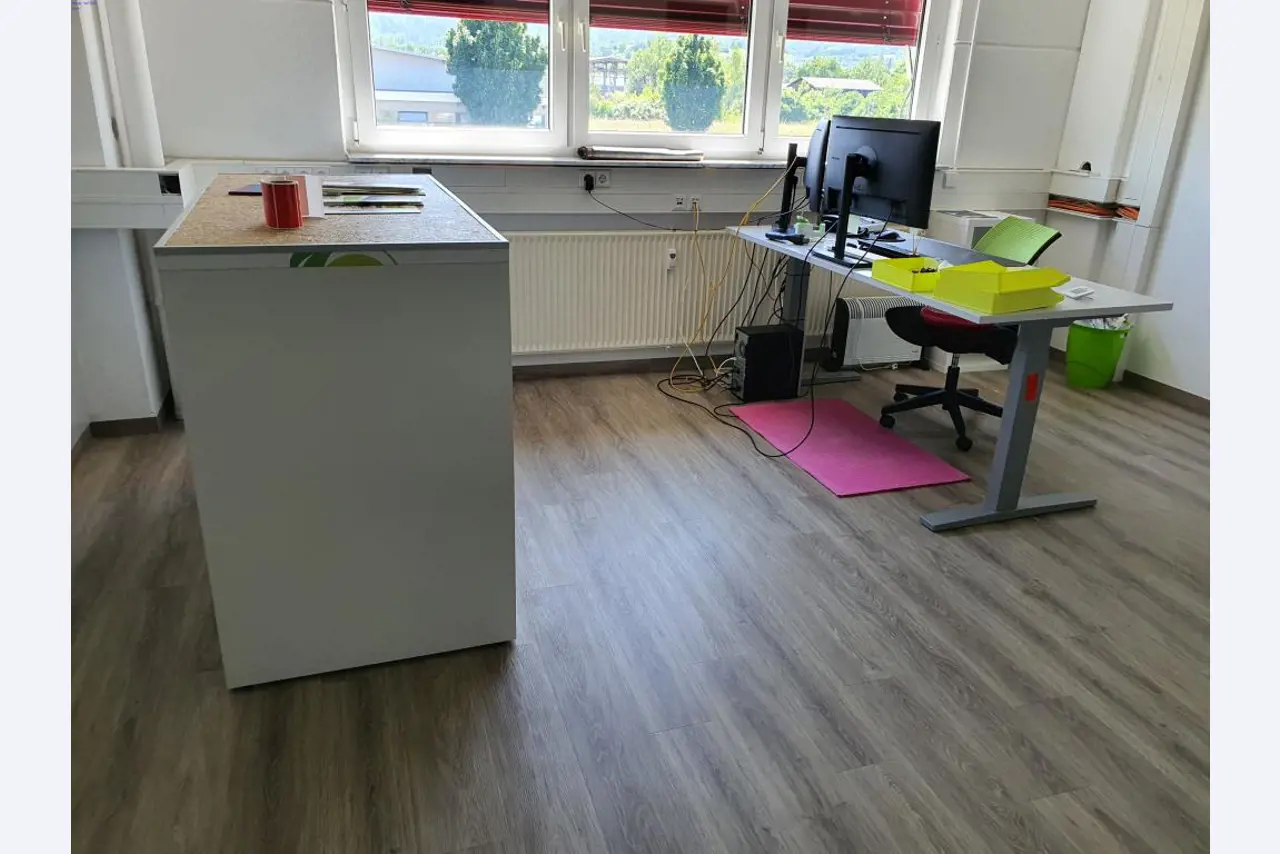 Maschinen und Elektro-Zubehör aus dem Bereich Elektro-Flächenheizung-1