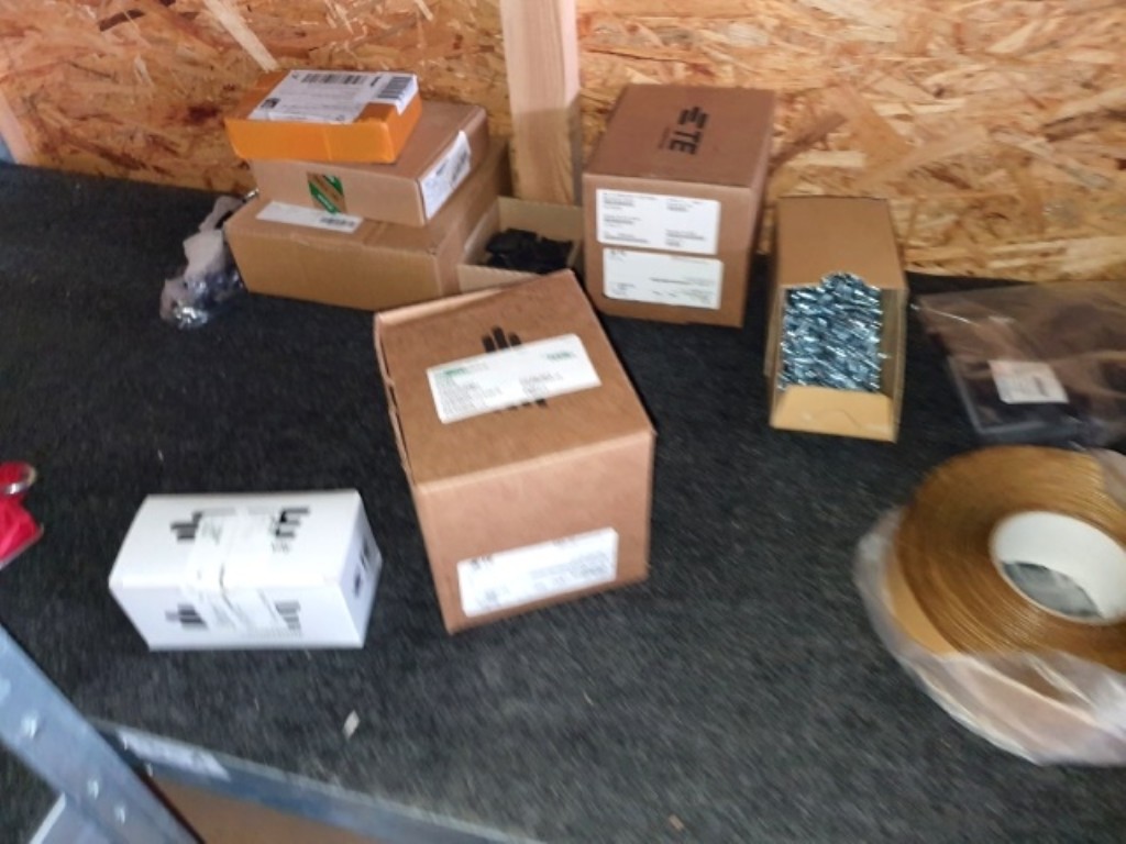 Machines and electrical accessories from the electrical heating sector-4