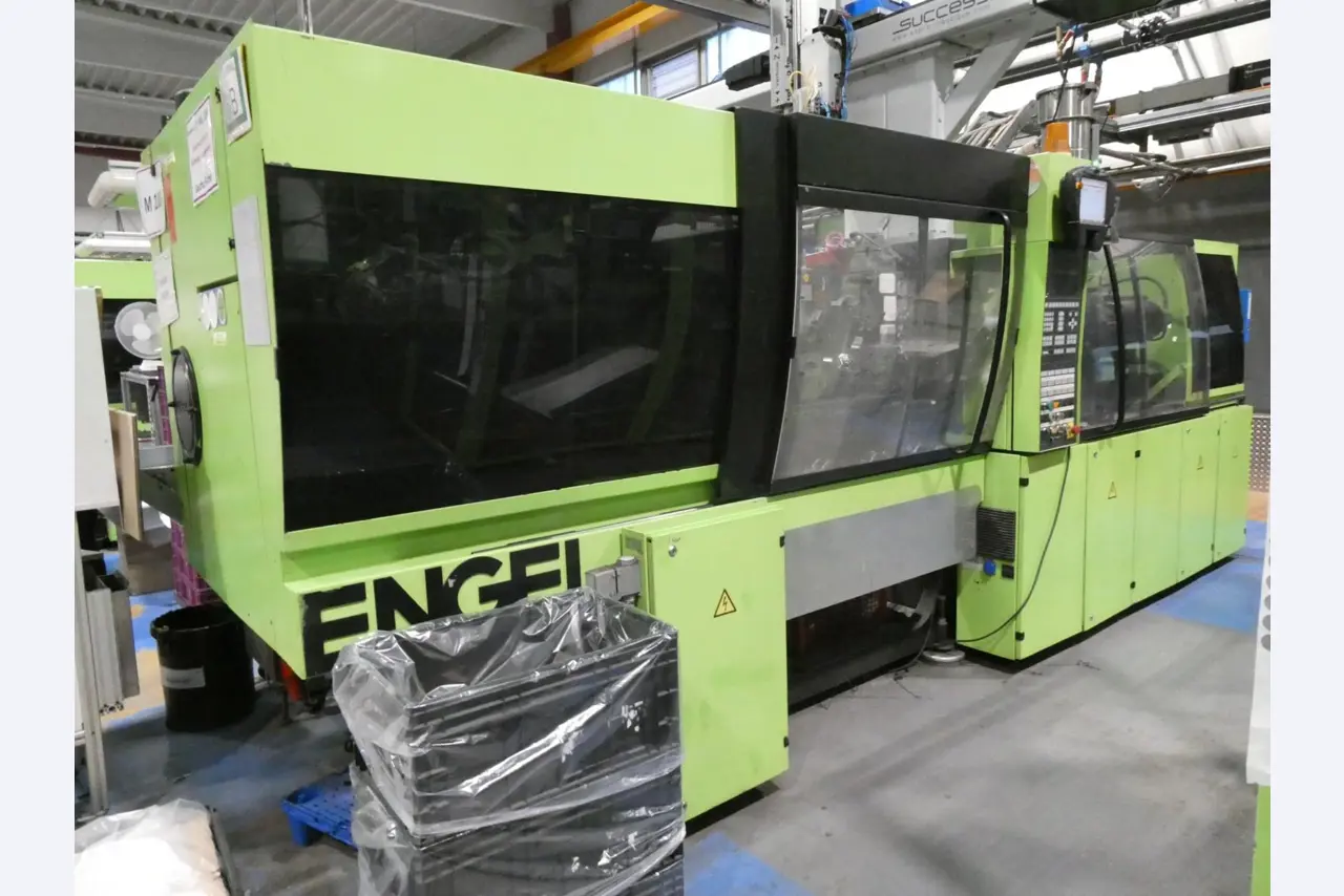 Engel injection molding machines and machines from the plastics industry-16