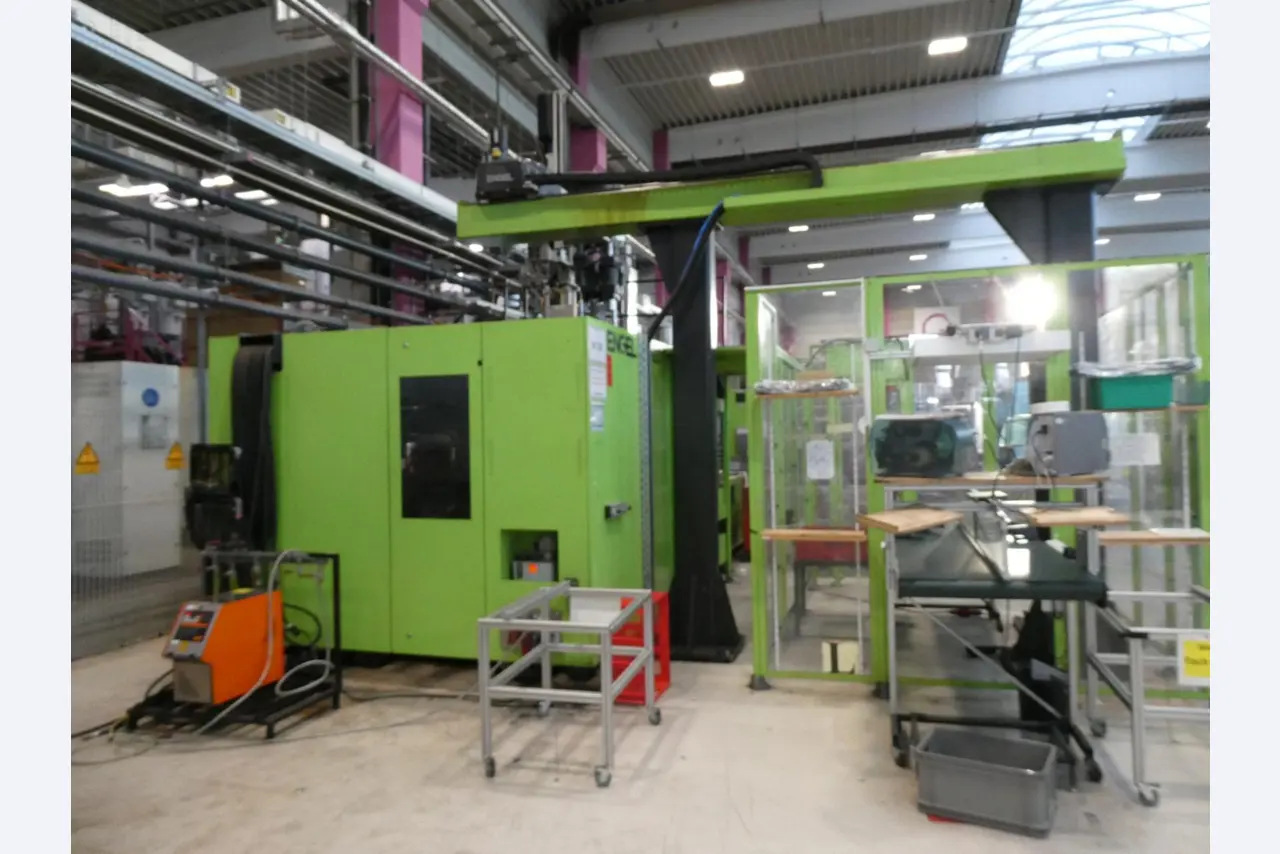 Engel injection molding machines and machines from the plastics industry-6
