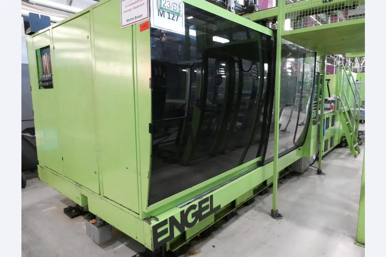 Engel injection molding machines and machines from the plastics industry-7