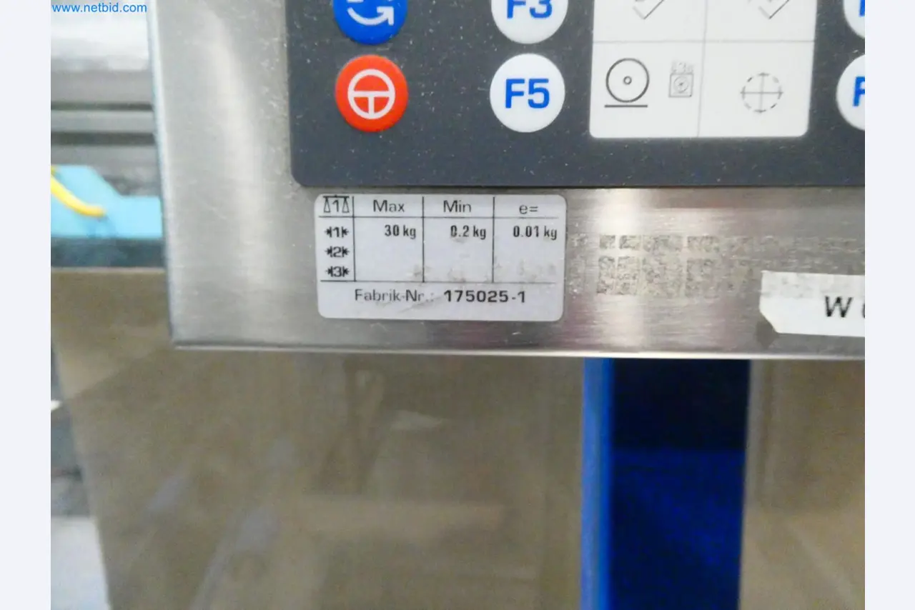 Engel Spritzgießmaschinen und Maschinen aus der Kunststoffindustrie-3