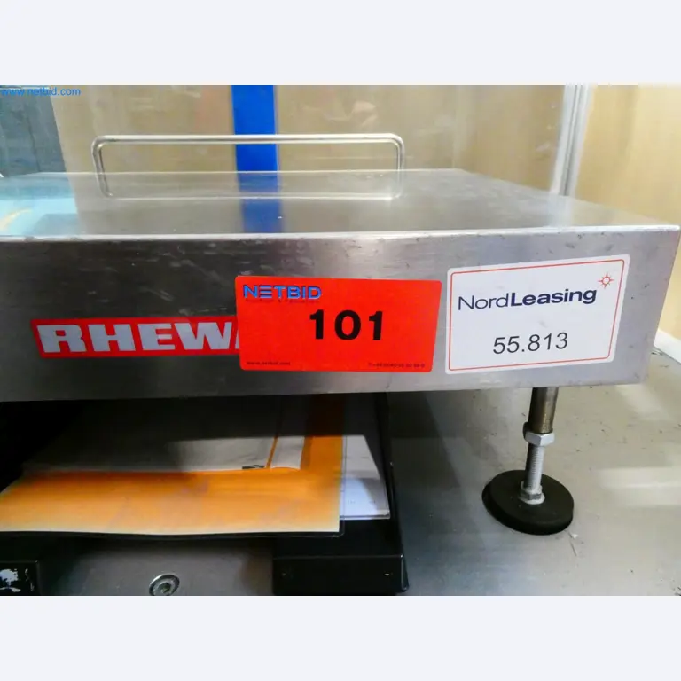 Engel Spritzgießmaschinen und Maschinen aus der Kunststoffindustrie-4