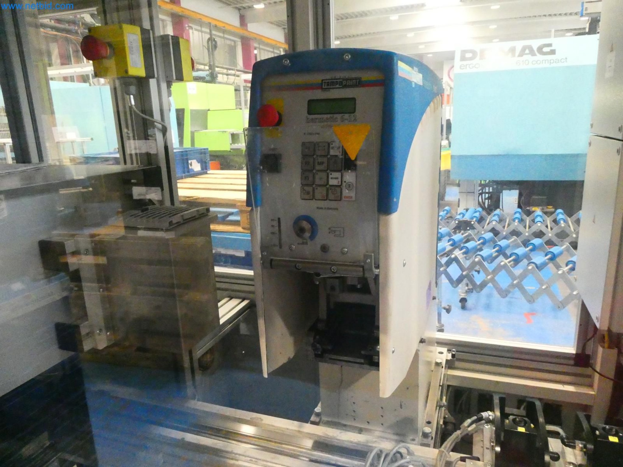 Engel Spritzgießmaschinen und Maschinen aus der Kunststoffindustrie-2