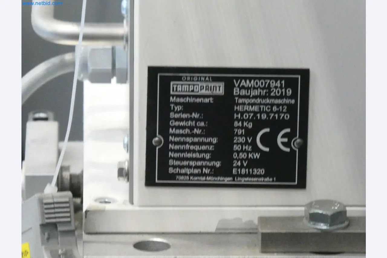 Engel Spritzgießmaschinen und Maschinen aus der Kunststoffindustrie-4