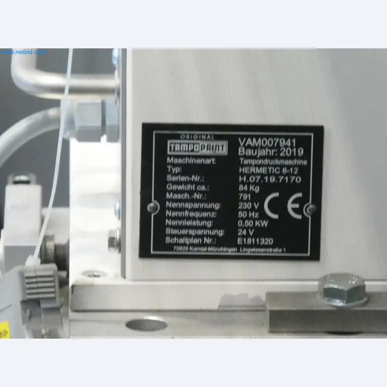 Engel Spritzgießmaschinen und Maschinen aus der Kunststoffindustrie-4