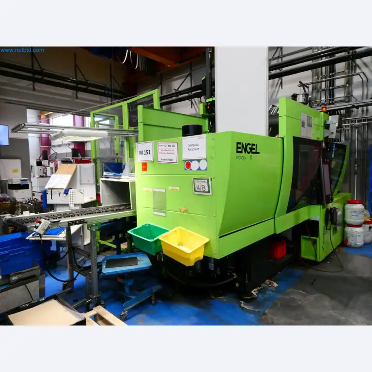 Engel Spritzgießmaschinen und Maschinen aus der Kunststoffindustrie-1