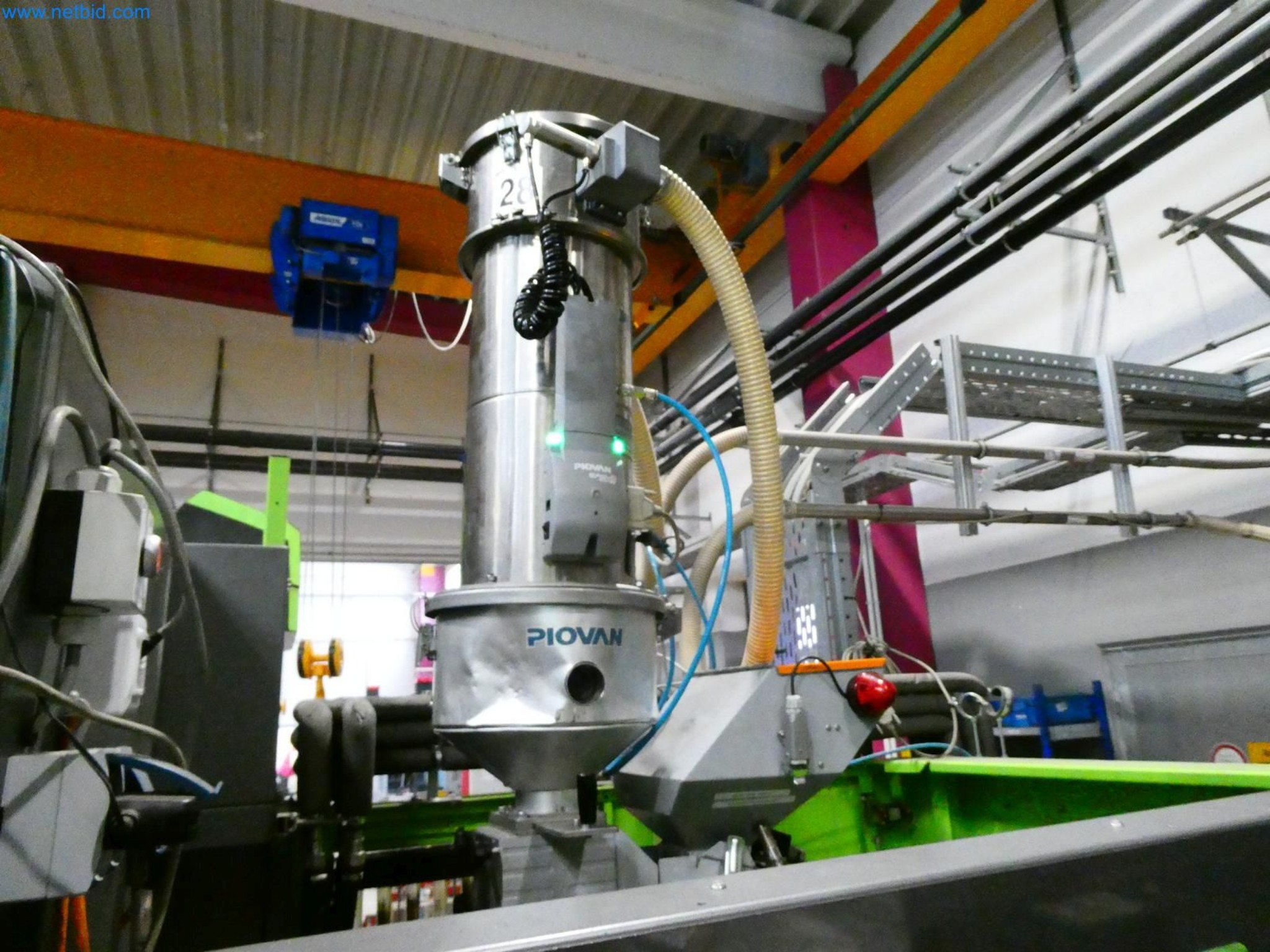 Engel Spritzgießmaschinen und Maschinen aus der Kunststoffindustrie-4