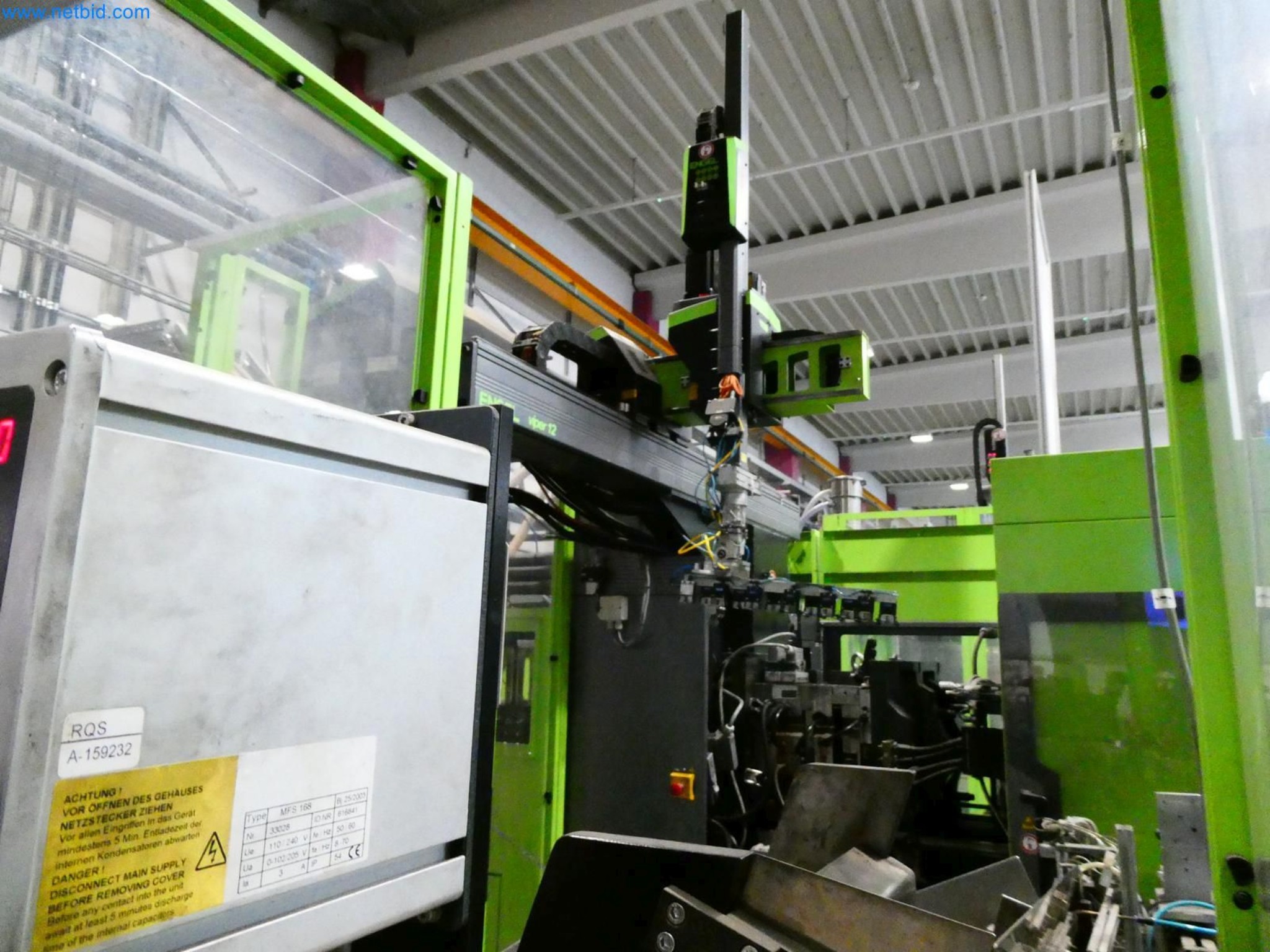 Engel Spritzgießmaschinen und Maschinen aus der Kunststoffindustrie-8