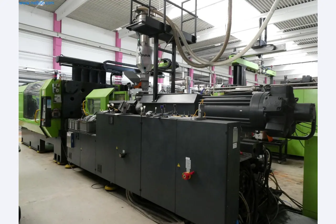 Wtryskarki i maszyny Engel dla przemysłu tworzyw sztucznych-1