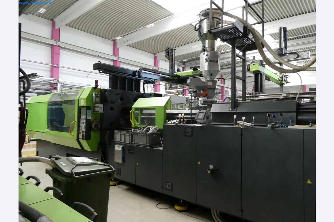 Wtryskarki i maszyny Engel dla przemysłu tworzyw sztucznych-3