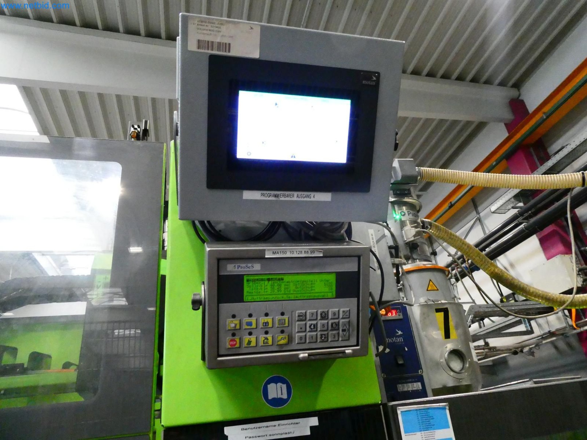 Engel Spritzgießmaschinen und Maschinen aus der Kunststoffindustrie-2