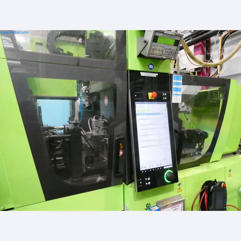 Engel Spritzgießmaschinen und Maschinen aus der Kunststoffindustrie-3