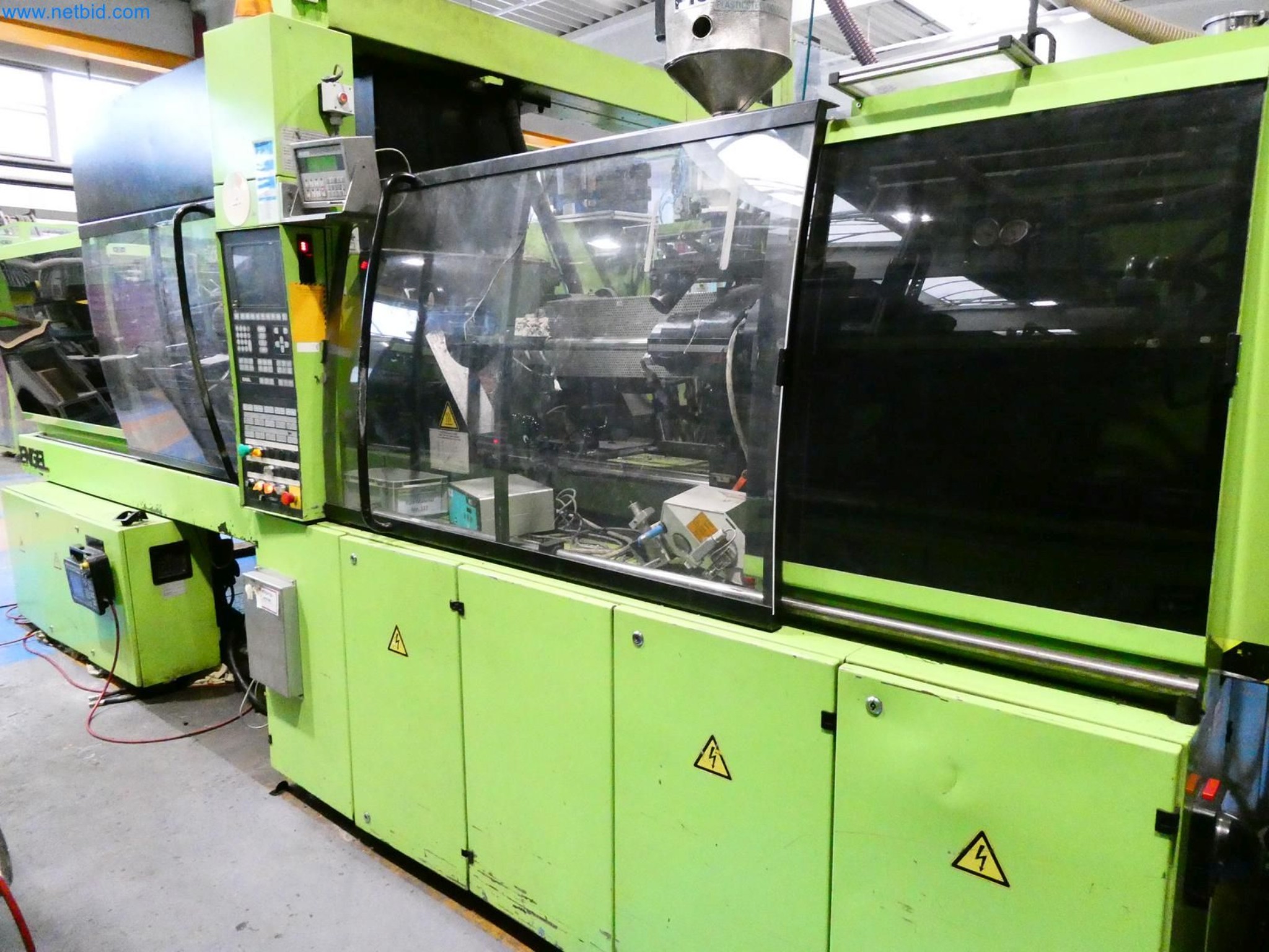 Engel Spritzgießmaschinen und Maschinen aus der Kunststoffindustrie-1