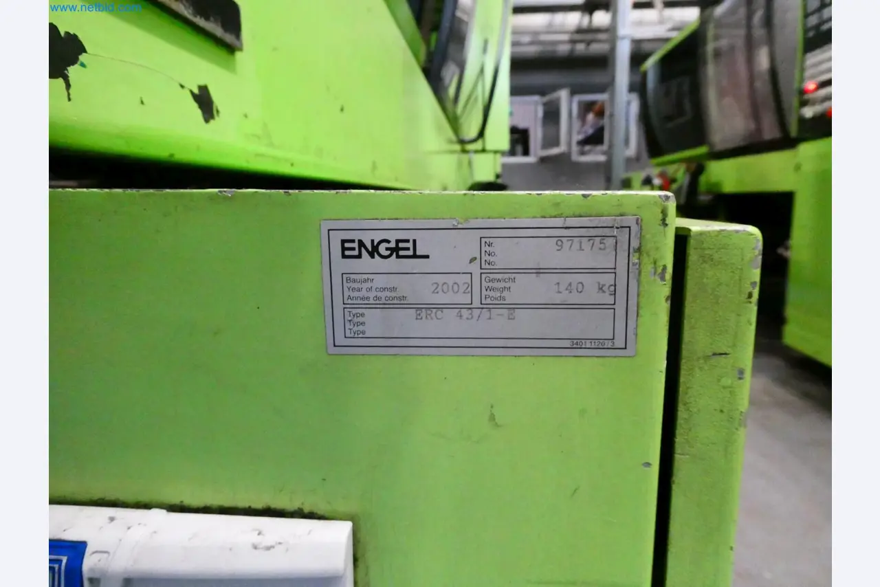 Engel Spritzgießmaschinen und Maschinen aus der Kunststoffindustrie-3