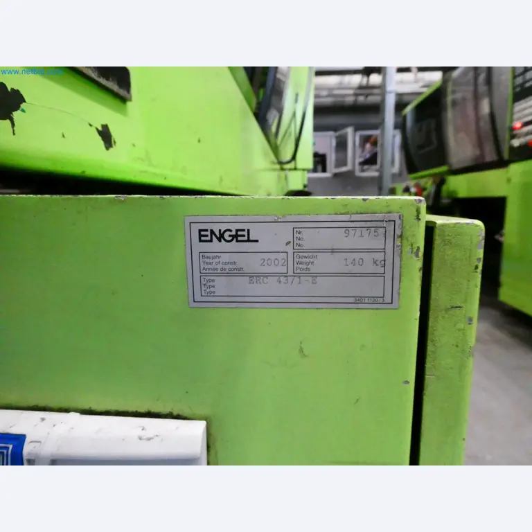 Engel Spritzgießmaschinen und Maschinen aus der Kunststoffindustrie-3