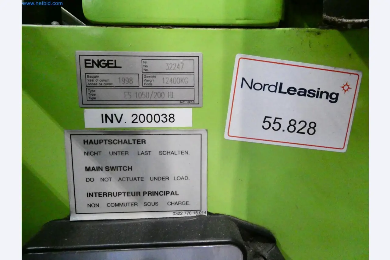 Engel Spritzgießmaschinen und Maschinen aus der Kunststoffindustrie-10