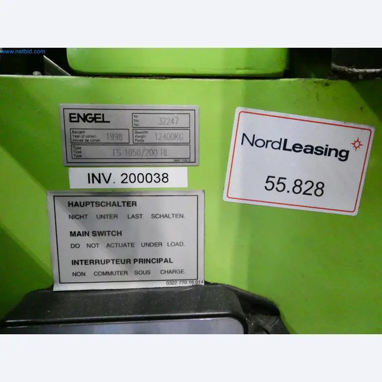 Engel Spritzgießmaschinen und Maschinen aus der Kunststoffindustrie-10