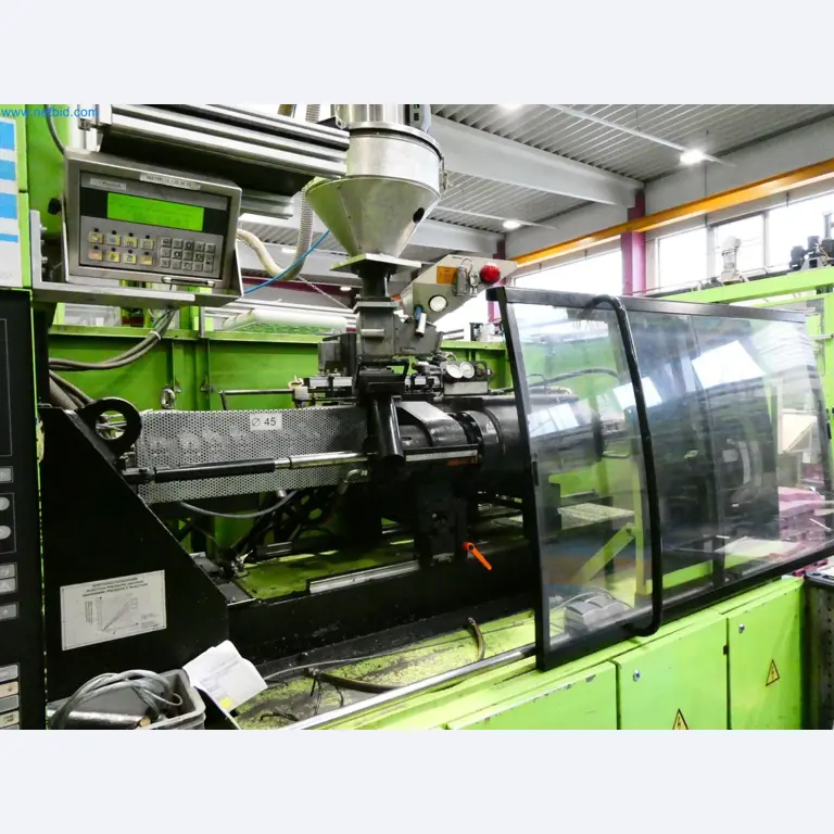 Engel Spritzgießmaschinen und Maschinen aus der Kunststoffindustrie-3