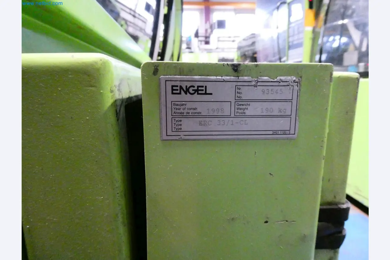 Engel Spritzgießmaschinen und Maschinen aus der Kunststoffindustrie-8
