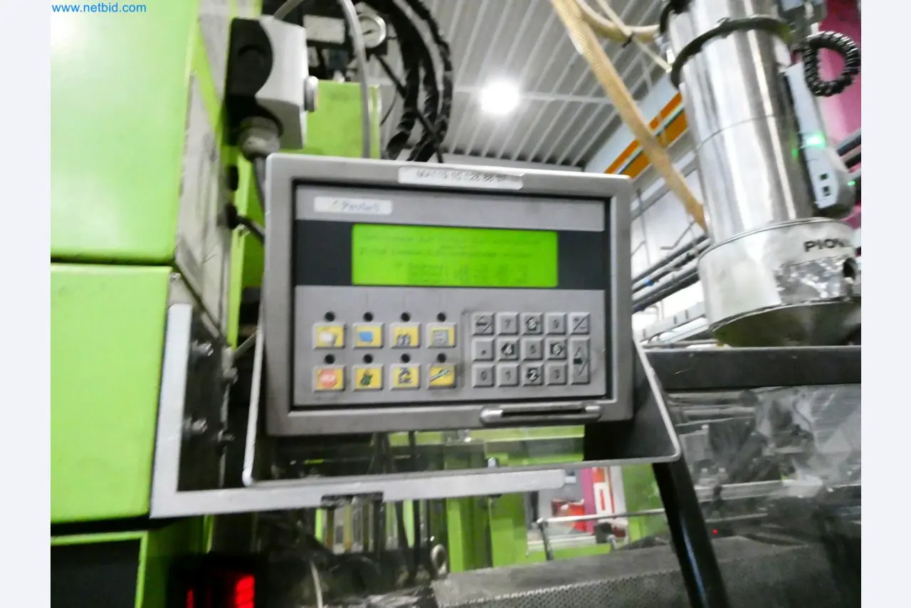 Engel Spritzgießmaschinen und Maschinen aus der Kunststoffindustrie-2