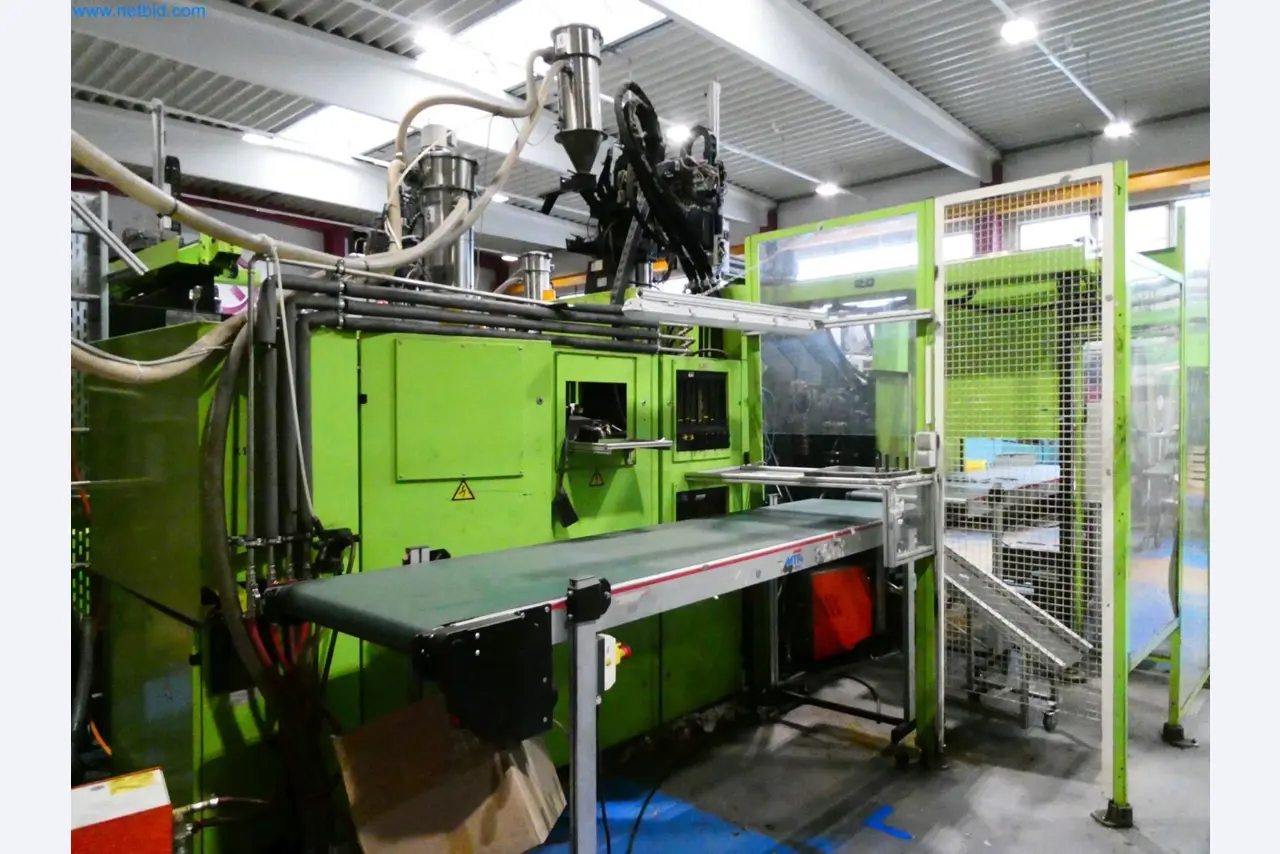 Engel Spritzgießmaschinen und Maschinen aus der Kunststoffindustrie-4