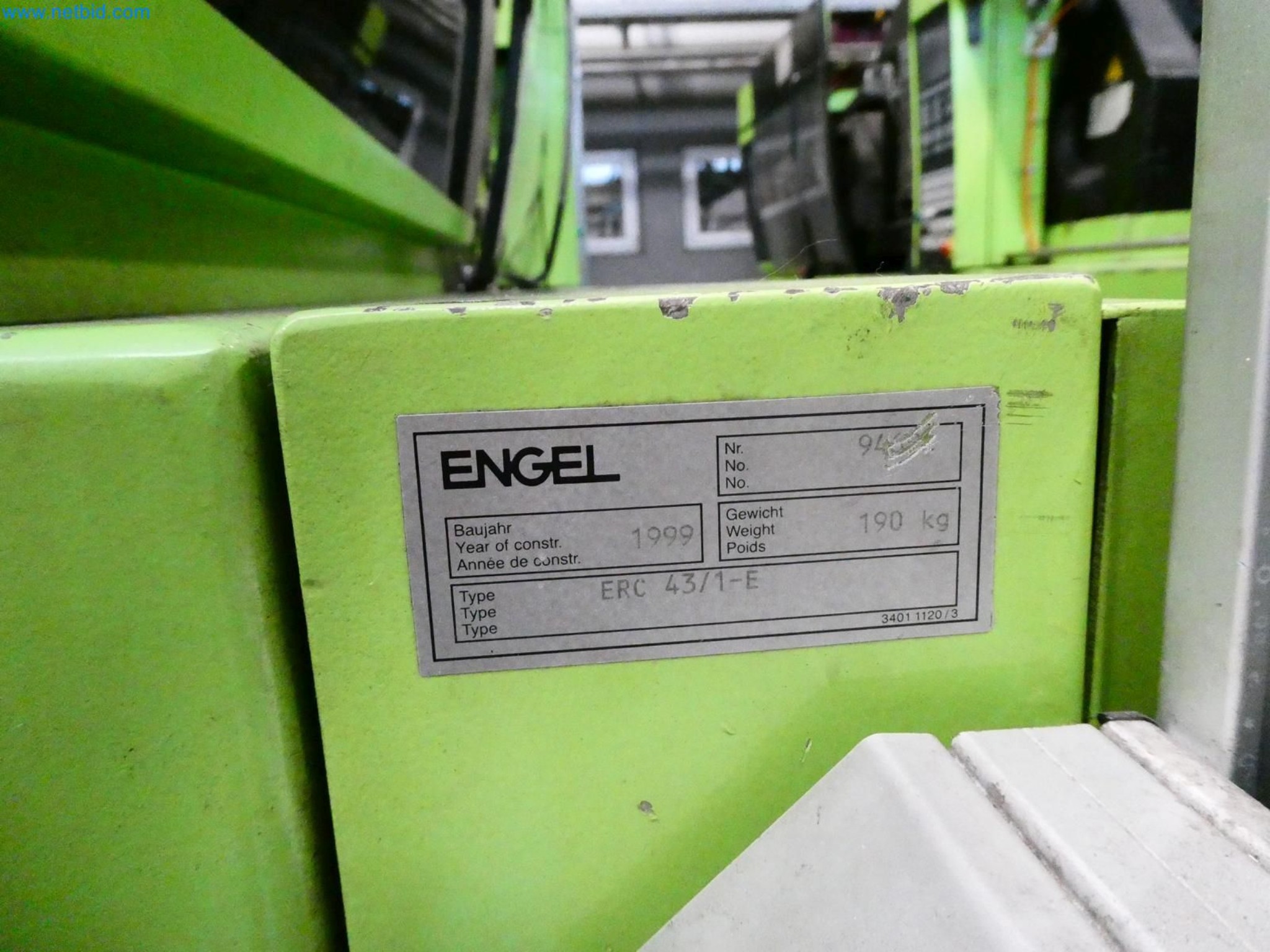 Engel Spritzgießmaschinen und Maschinen aus der Kunststoffindustrie-6