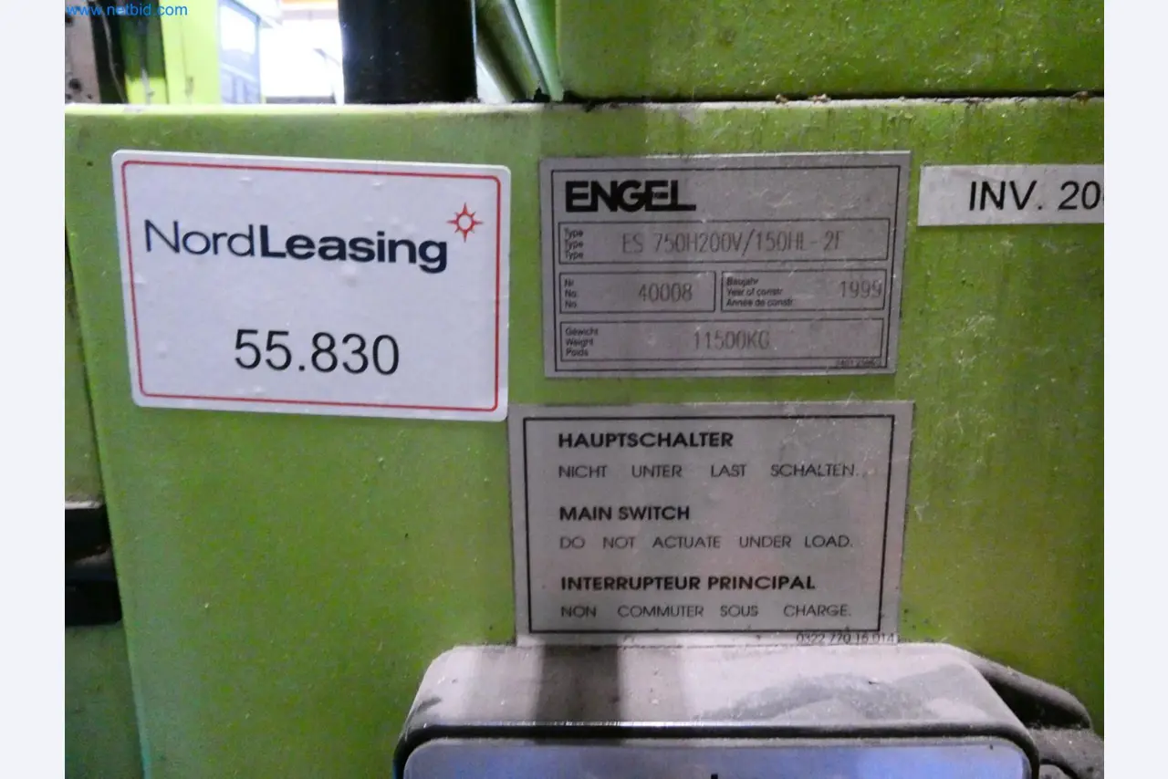 Engel Spritzgießmaschinen und Maschinen aus der Kunststoffindustrie-8