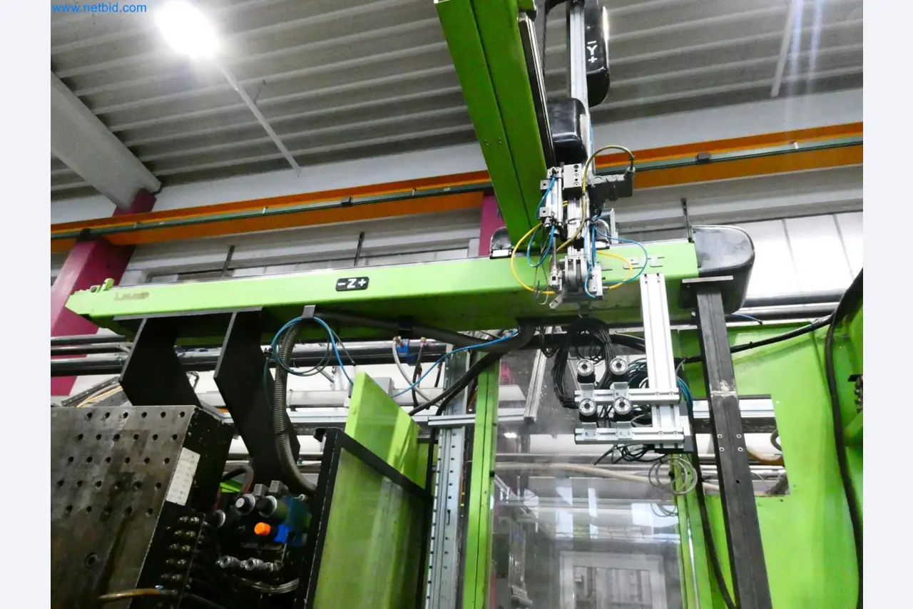 Engel Spritzgießmaschinen und Maschinen aus der Kunststoffindustrie-10