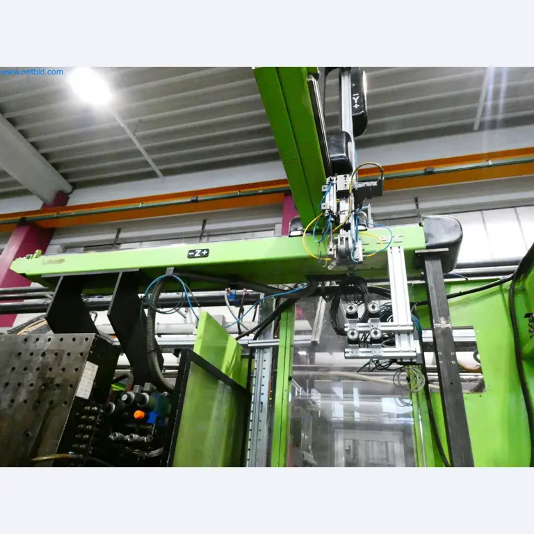 Engel Spritzgießmaschinen und Maschinen aus der Kunststoffindustrie-10