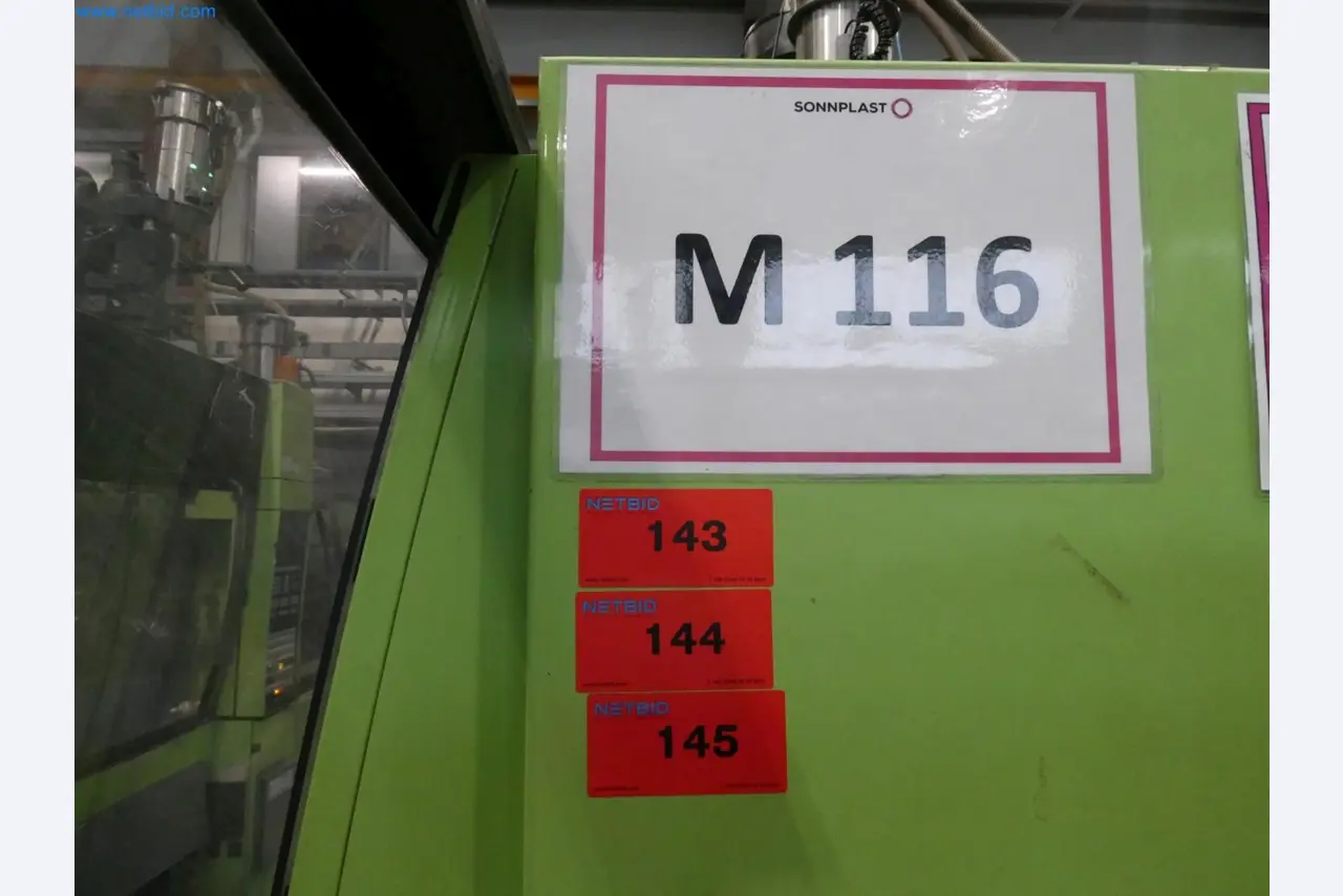 Engel Spritzgießmaschinen und Maschinen aus der Kunststoffindustrie-12