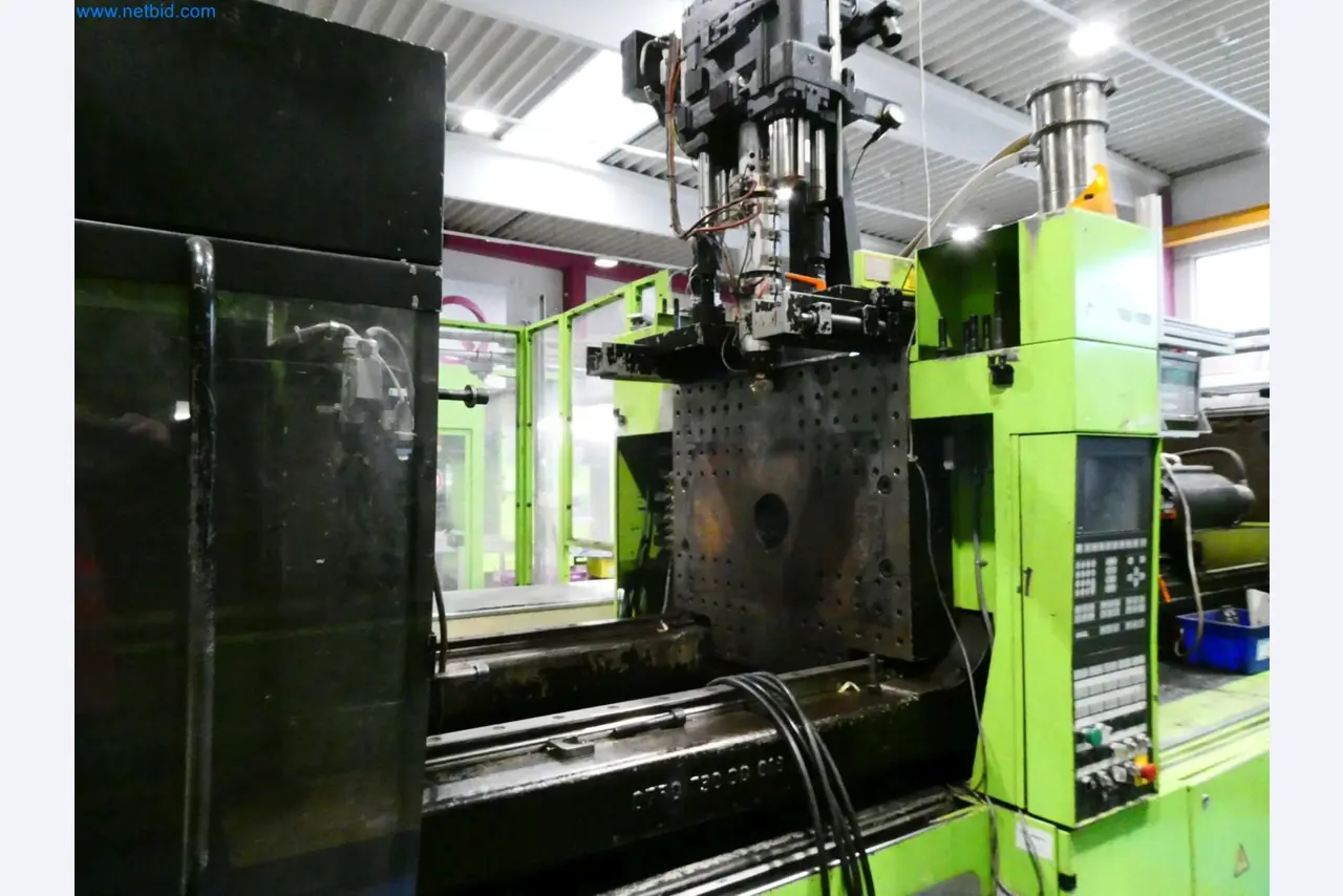 Engel Spritzgießmaschinen und Maschinen aus der Kunststoffindustrie-1