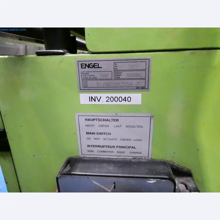 Engel Spritzgießmaschinen und Maschinen aus der Kunststoffindustrie-7
