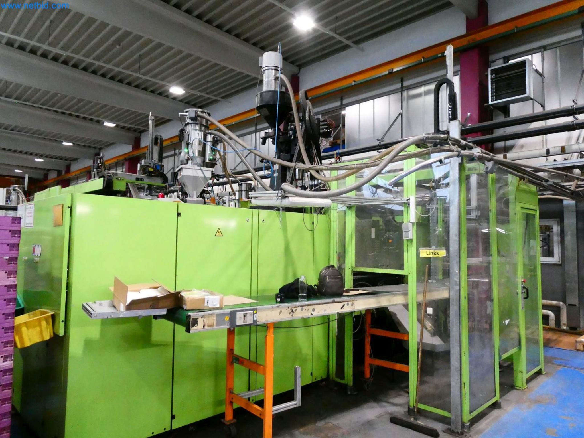 Engel Spritzgießmaschinen und Maschinen aus der Kunststoffindustrie-8