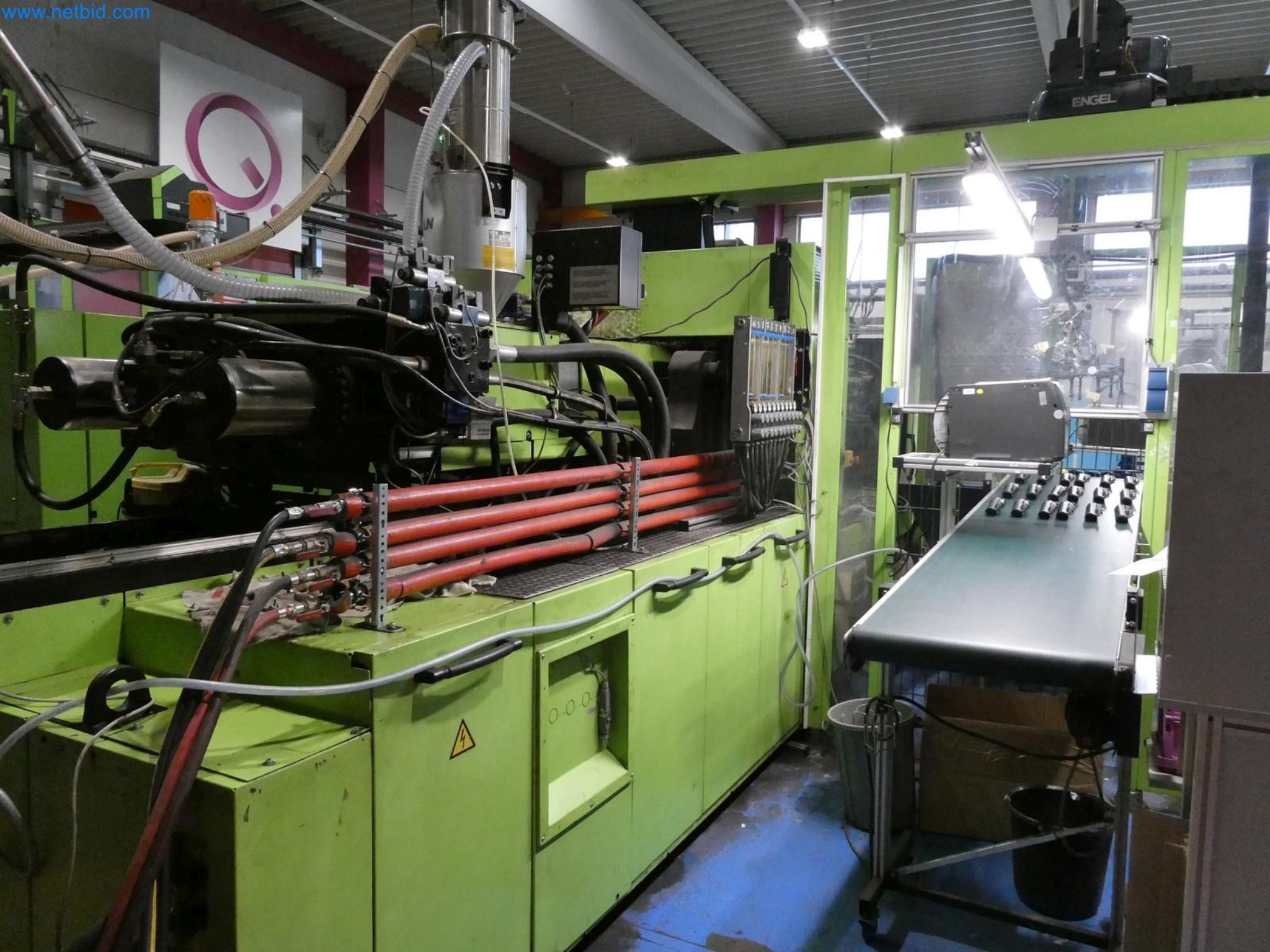 Engel Spritzgießmaschinen und Maschinen aus der Kunststoffindustrie-3