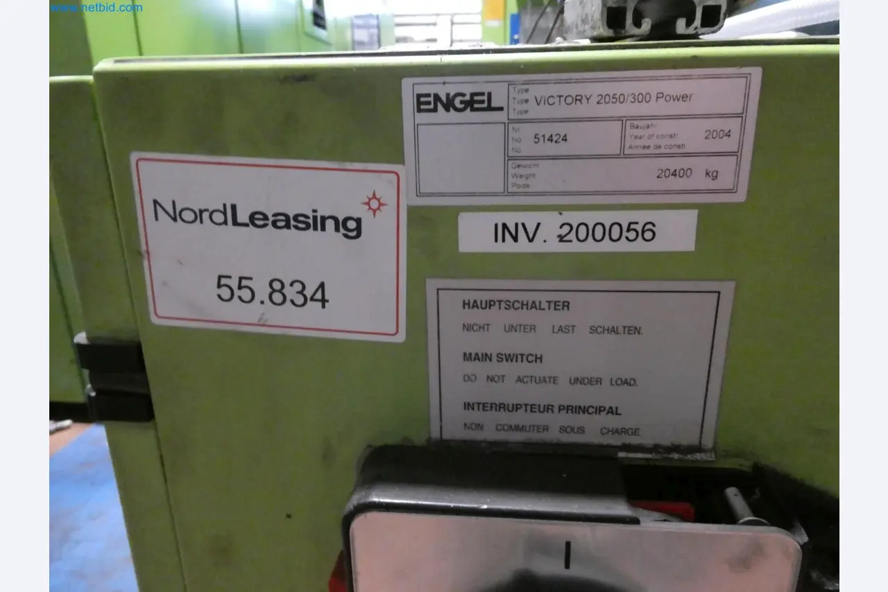 Engel Spritzgießmaschinen und Maschinen aus der Kunststoffindustrie-6