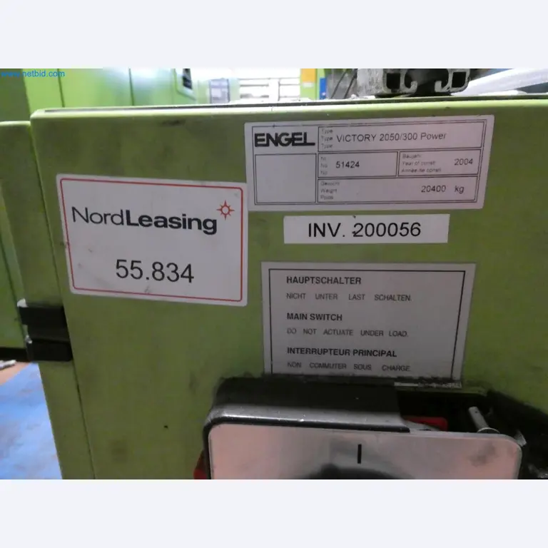 Engel Spritzgießmaschinen und Maschinen aus der Kunststoffindustrie-6