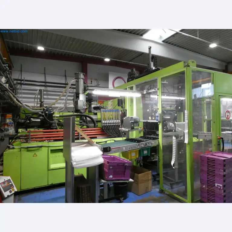 Engel Spritzgießmaschinen und Maschinen aus der Kunststoffindustrie-7