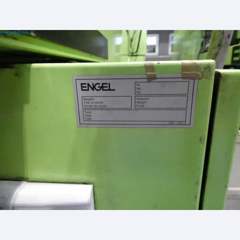 Engel Spritzgießmaschinen und Maschinen aus der Kunststoffindustrie-8