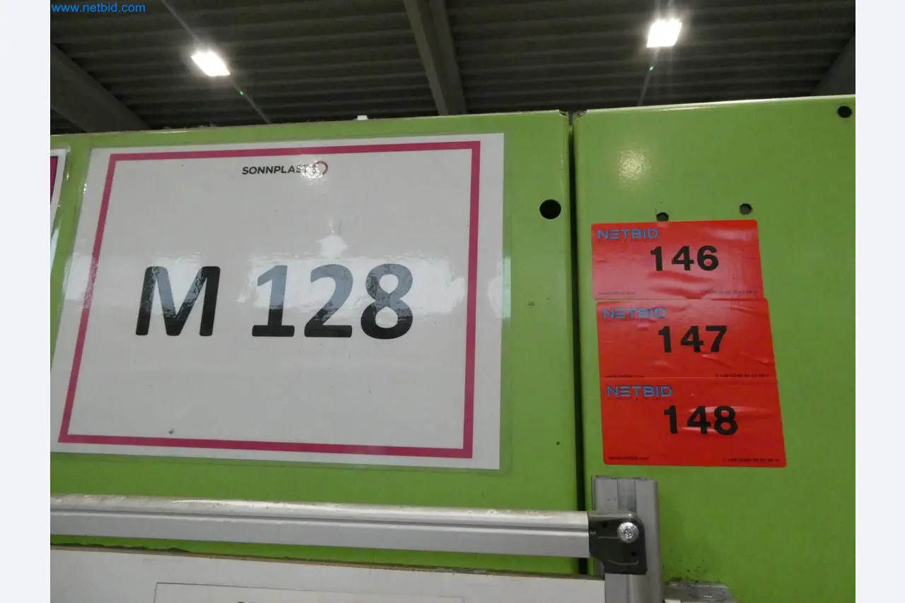 Engel Spritzgießmaschinen und Maschinen aus der Kunststoffindustrie-9