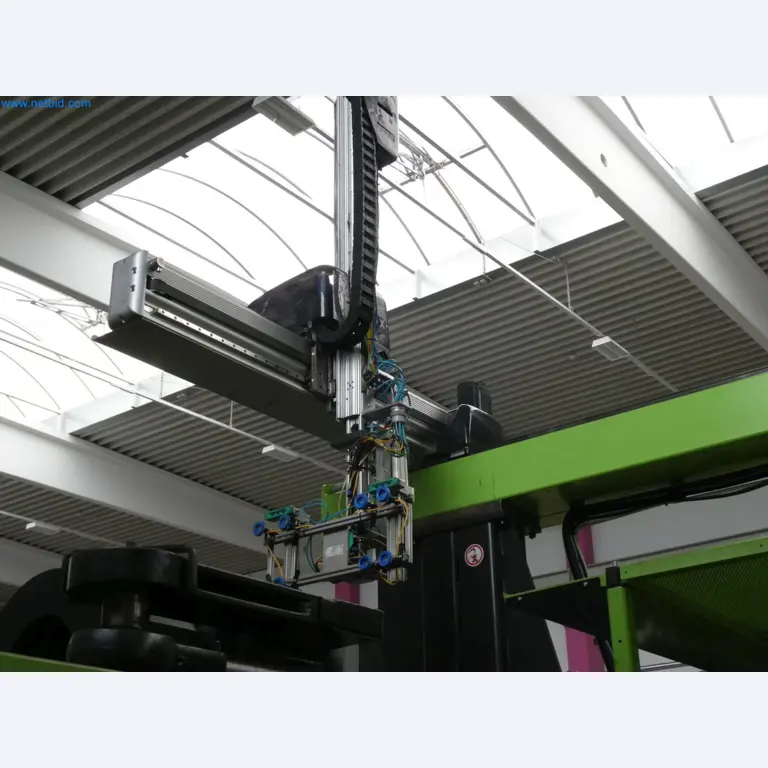 Engel Spritzgießmaschinen und Maschinen aus der Kunststoffindustrie-11