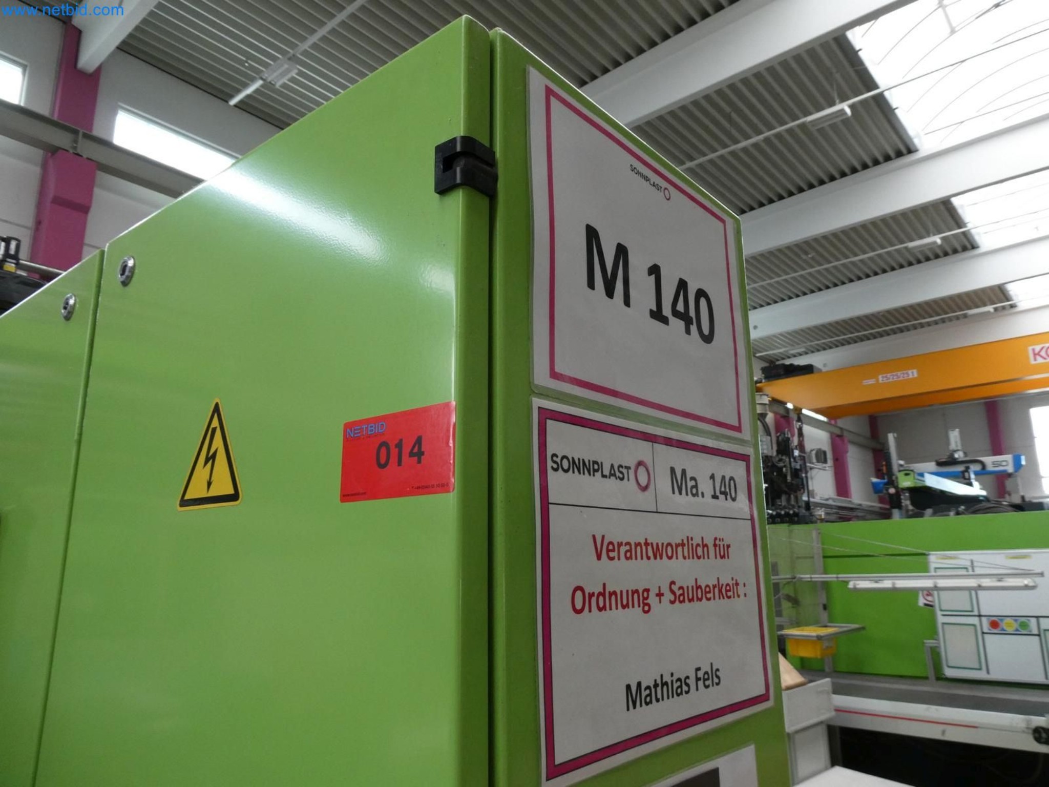 Engel Spritzgießmaschinen und Maschinen aus der Kunststoffindustrie-14