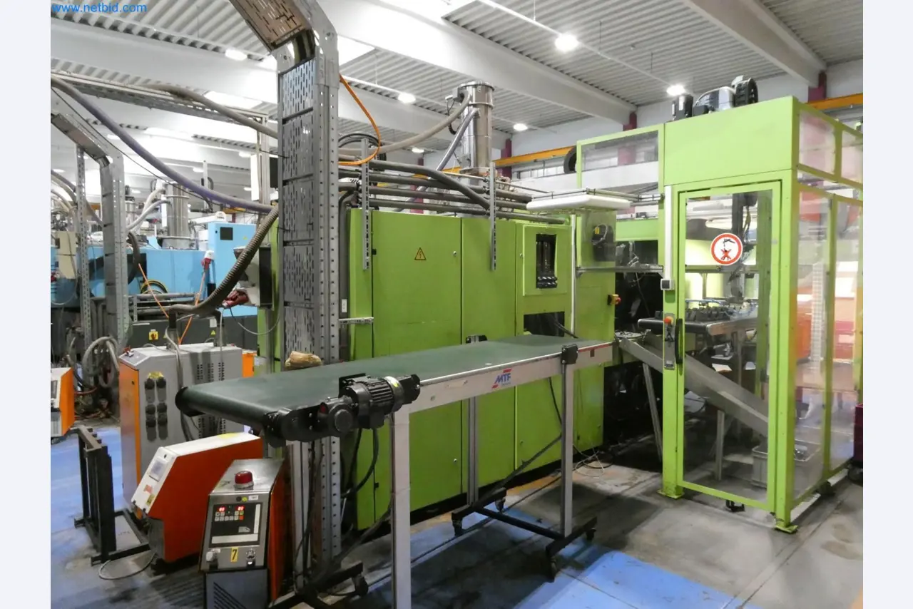 Engel Spritzgießmaschinen und Maschinen aus der Kunststoffindustrie-4